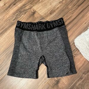 gymshark flex shorts